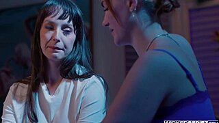 Breadcrumbs Episode 3: Siri Dahl And Lexi Luna In Scissoring Lesbian Sex?