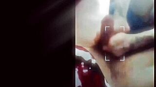 old man cheating with pretty barefoot feet footjob