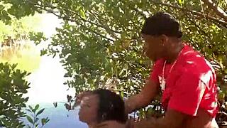 Quickie at the Beach With Milf's Deepthroat Action