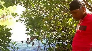 Quickie at the Beach With Milf's Deepthroat Action