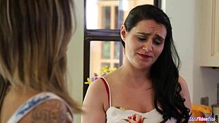 Milf Receives Oral Pleasure from Lesbian Babe