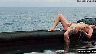 Free Spirit Girl Squirts