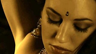 my bollywood girlfriend dances nude 😍