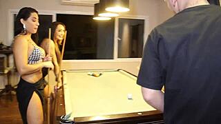 pegando o professor de subida da hora da aula e fazendo uma brincadeira gostosa com ele parte ii