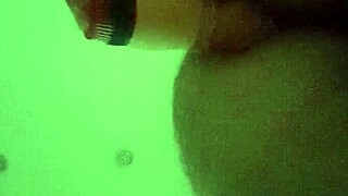 i play with the lady's sex toys