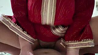 Homemade Iranian Housewife Bent Over for Doggy Action