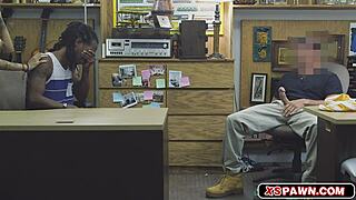 Luscious Hottie Babe Getting Her Pussy Banged