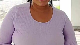 Colombian real estate agent trades hot pussy for property deal.