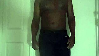 Private Workout Routine in Jeans for Free