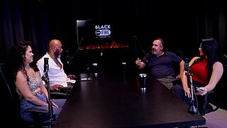 Bbw Arranges Social Network Deal With Ted During Pandemic For Porn