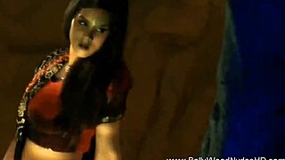 Exotic Bollywood Lover Dances Nude in Sensual Striptease for Erotic Show