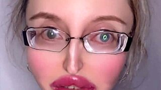 Hey, want to hear a story in Russian with an accent?