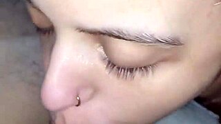 Fiz uma espanhola pro meu namorado pela primeira vez e ele gozou nos meus peitos 😍