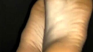 Foot fetish milf fucked with sexy feet 😉