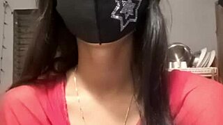 indian girl live sex video!