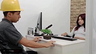 hago lo que sea por trabajar le hago un oral me la follo la pongo a mamar pero no me bote