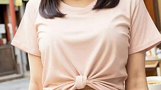What Happens When Chinatown Lingerie Models Reveal Cute Feet And Panties In Sexy Display?