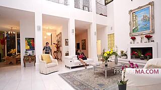 Temptations of the high office milf has serious ambition