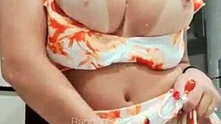 Morena Gostosa Provocando Com Suas Tetas Deliciosas!