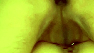 Amateur Milf's Shaved Pussy Creampied After Losing Virginity