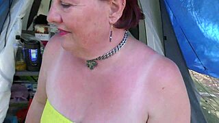 oh my god, this trashy kiwi milf puts on a blatant public display at the holiday park!