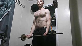 Bodybuilder with small cock bent over for homemade workout