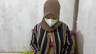 Beautiful Teacher Gets Fucked And Licked