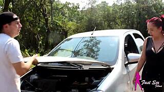 Chatting about the road trip with Rikardo Fantasma and Mary Redqueen.