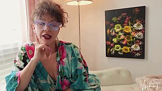 brunette glasses housewife natural tits storytime