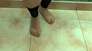 Sexy dancers showcase intriguing feet moves