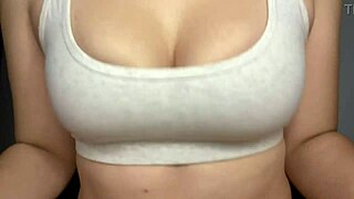 Whoa! This Athletic Brunette Teases Her Ass in Yoga Pants, Ties Up with Rope, and Squirts Solo!