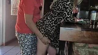 ROUGH HARD DOGGYSTYLE FUCK WITH CUM ON ASS