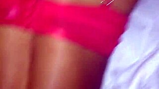 Sexy ASS EBONY WALKING DOGGY