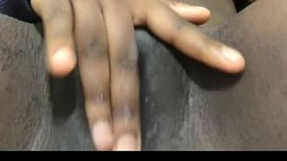 look at this black wet pussy solo masturbation