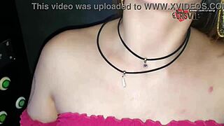 Chupando Desconhecidos Engolindo Porra E Beijando O Corno Gloryhole 17 - Trailer