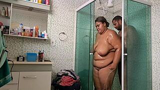 madrasta fode com seu enteado e leva muita gozada cum no rosto