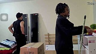 Fiz Meu Namorado De Corno E Transei Na Nossa Casa Com O Ajudante De Mudança