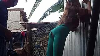 minha namorada me provoca, eu como seu cu com brinquedo