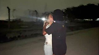 Esposa Faz F� Goza 3 Vezes Esfregando Gostoso Sem Camisinha Sexo Oral Na Frente De Todos Em P�blico