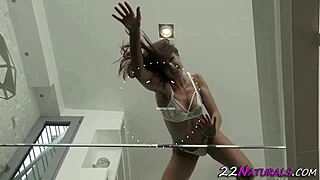 Brunette Babe Blows Huge Pole