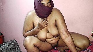 Bhabhi cuts hair to suck dick better