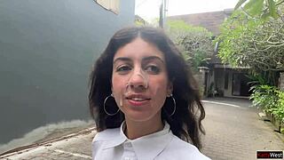 I Asked A Stranger For A Beach Photo, And He Fucked My Tight Pussy In The Hotel