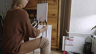 Pretty Babe Paints Flower On Pussy