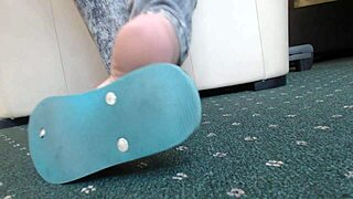 feet bbw flipflops toes fat