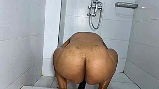 i'm squirting and gettin' all messy in the shower, masturbatin' my wet pussy