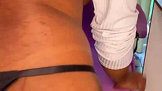 Rosa Vermelha Rides Cock In Car Assfucking Creampie