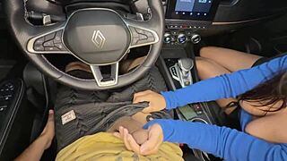 i fill this latina's big ass with cum in the car