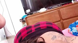 Is my stepmother really swallowing semen every morning? So teasing and wet.