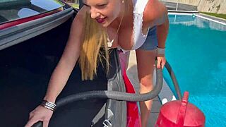 Lenushka Doll's car wash is so wet and hot?