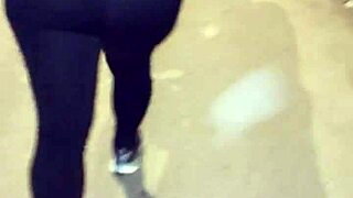 madura culona flashes big ass in see-through leggings outdoors